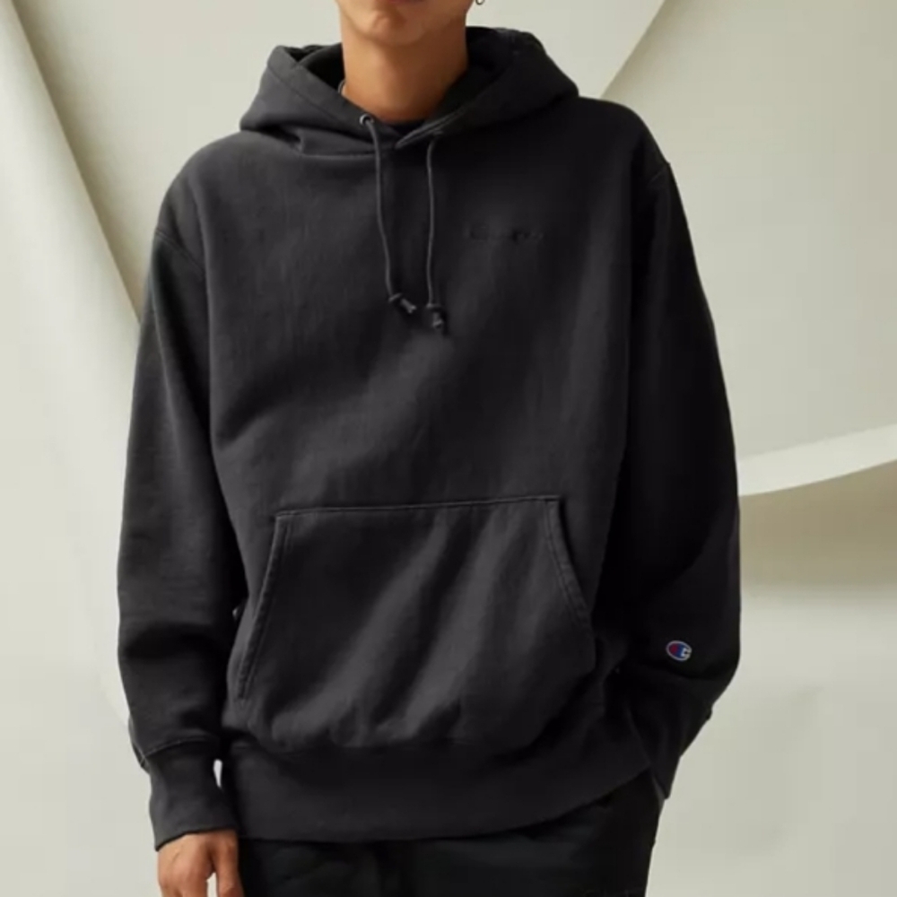 Champion UO Exclusive Arena Solid Reverse Weave H… - image 4